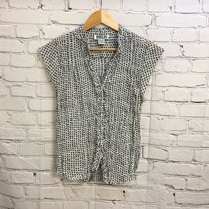 Robbie Bee white with black swirl button down - size medium